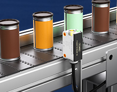 Når lyse baggrunde møder barske miljøer, hvordan opnår denne fotoelektriske switch præcis detektion?